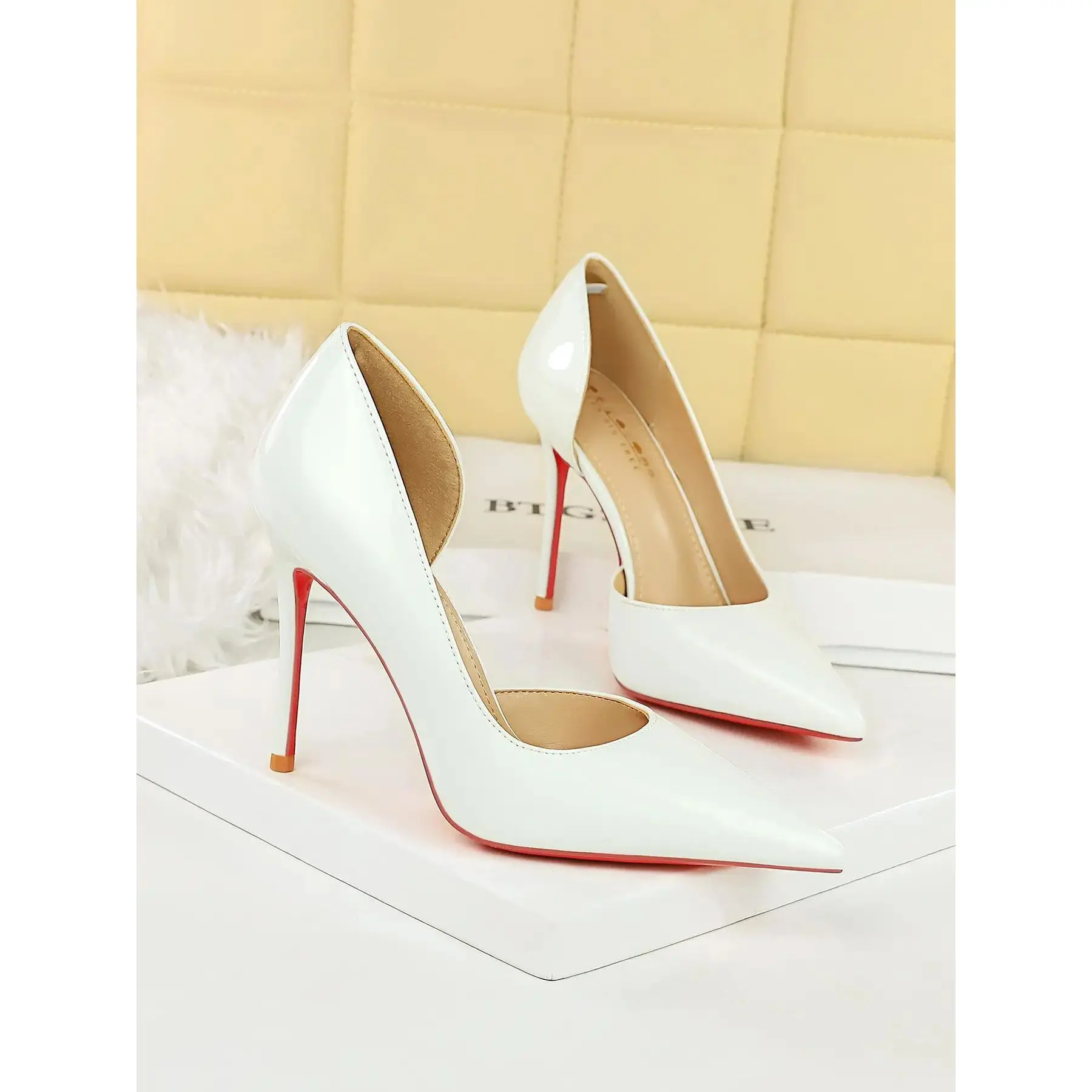 Women's Patent Leather Stiletto Heels, Pointed Toe Design, Rubber Sole Material, Casual & Elegant Style, Perfect for Spring & Fall