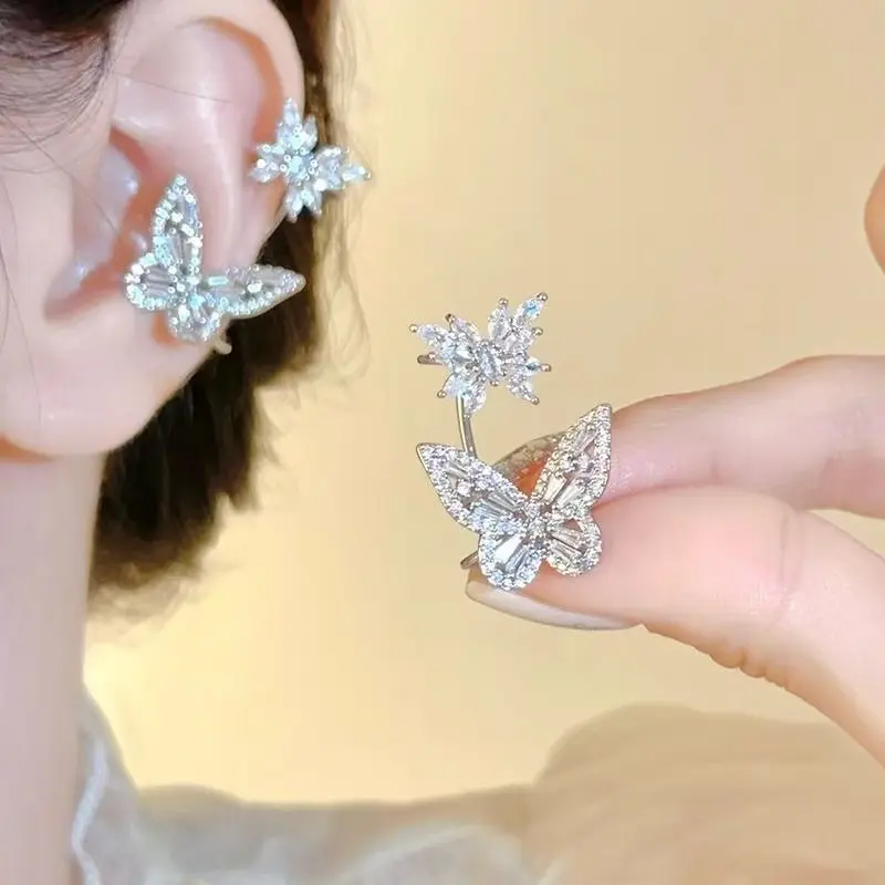 Super Shiny Double Butterfly Ear Cuffs, Niche Light Luxury Elegant Minimalist Clip-On Earrings for Non-Pierced Ears, Delicate Versatile Elf Jewelry, Ear Cuff