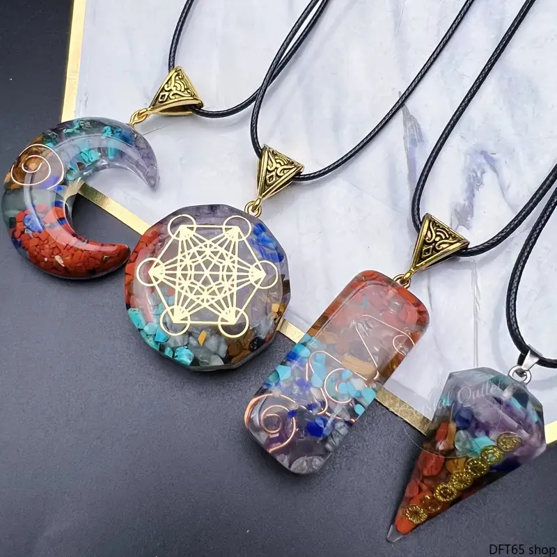 Mixed Style Resin Pendant Necklace Set Filled With Natural Crystal Chips Smooth Transparent Resin Shell Adjustable Thin Chain Unisex Delicate Silhouette For Men Women Daily Casual Stackable Multi Matching Decorative Neck Jewelry, Multi-Shape, Round, Recta