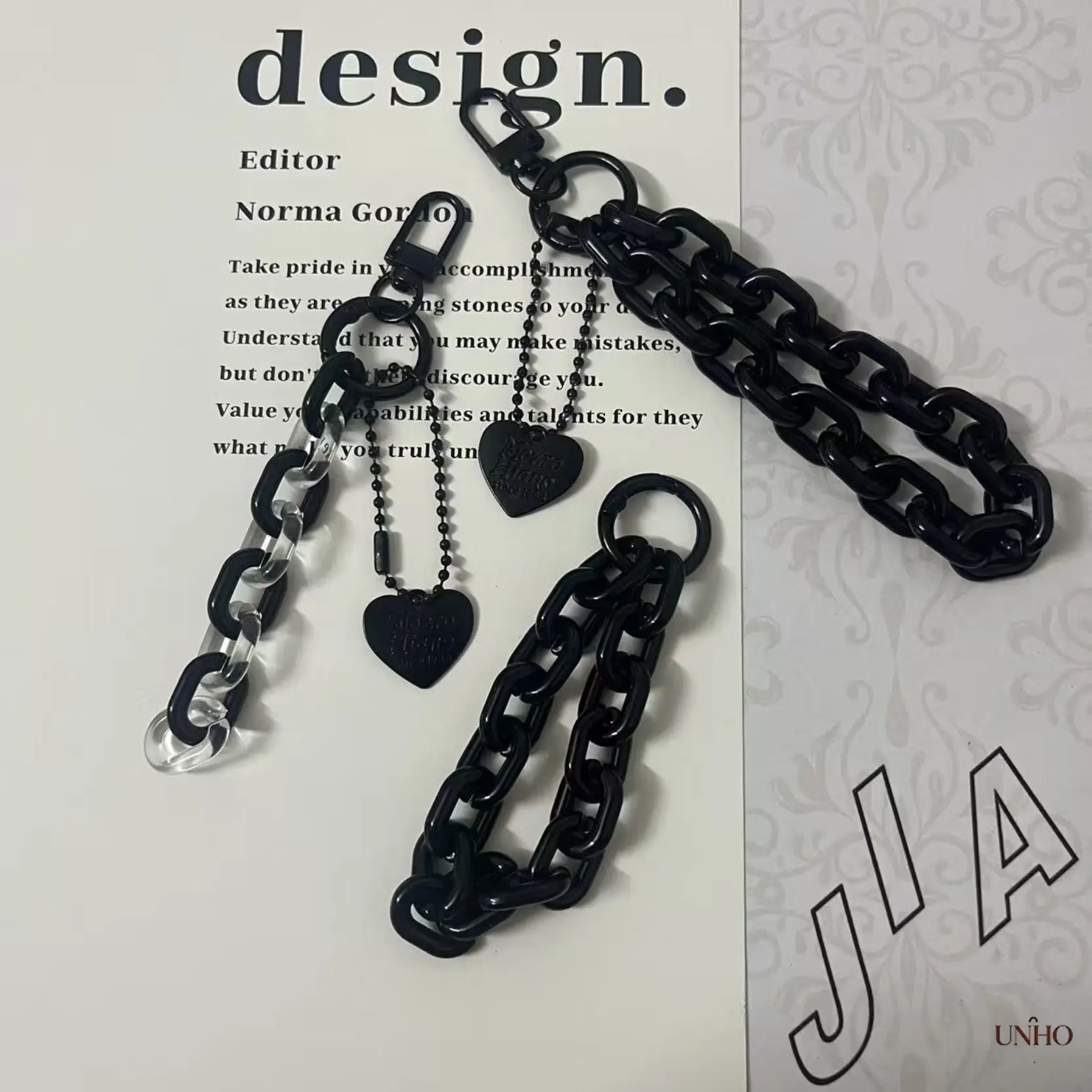 Acrylic Chain With Black Love Tag Charm, Cute Hanging Pendant Accessory For Keys & Handbags, Decorative Acrylic Bag Chain