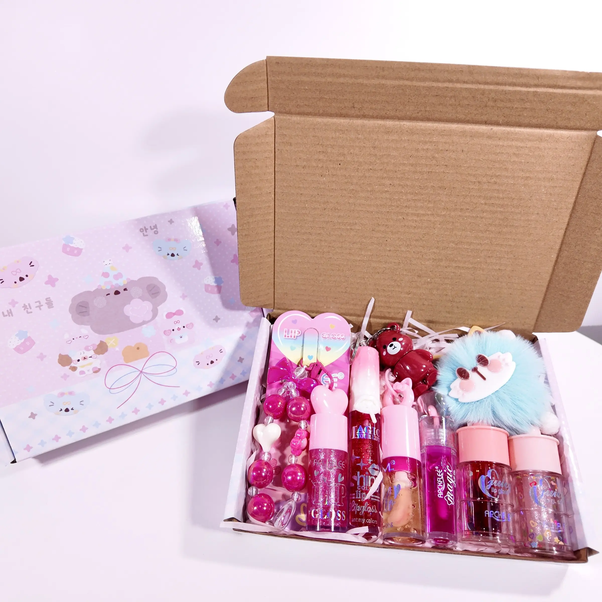 Cute Bear and Cat Lip Gloss Gift Set, 7pcs Shimmering Lip Jelly, Temperature Change Lip Oil, Moisturizing, Plush Cat Lip Gloss, Perfect Gift