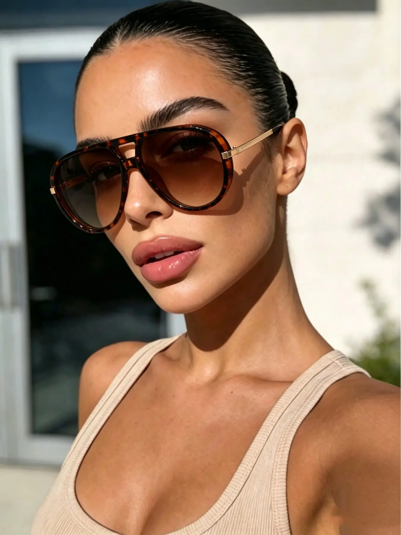 Trendy New Large Frame Unisex Sunglasses, Casual Street Fashion, High-Quality Round Glasses, Round Shape Sunglasses, Perfect for Beach, Parties, and Daily Wear