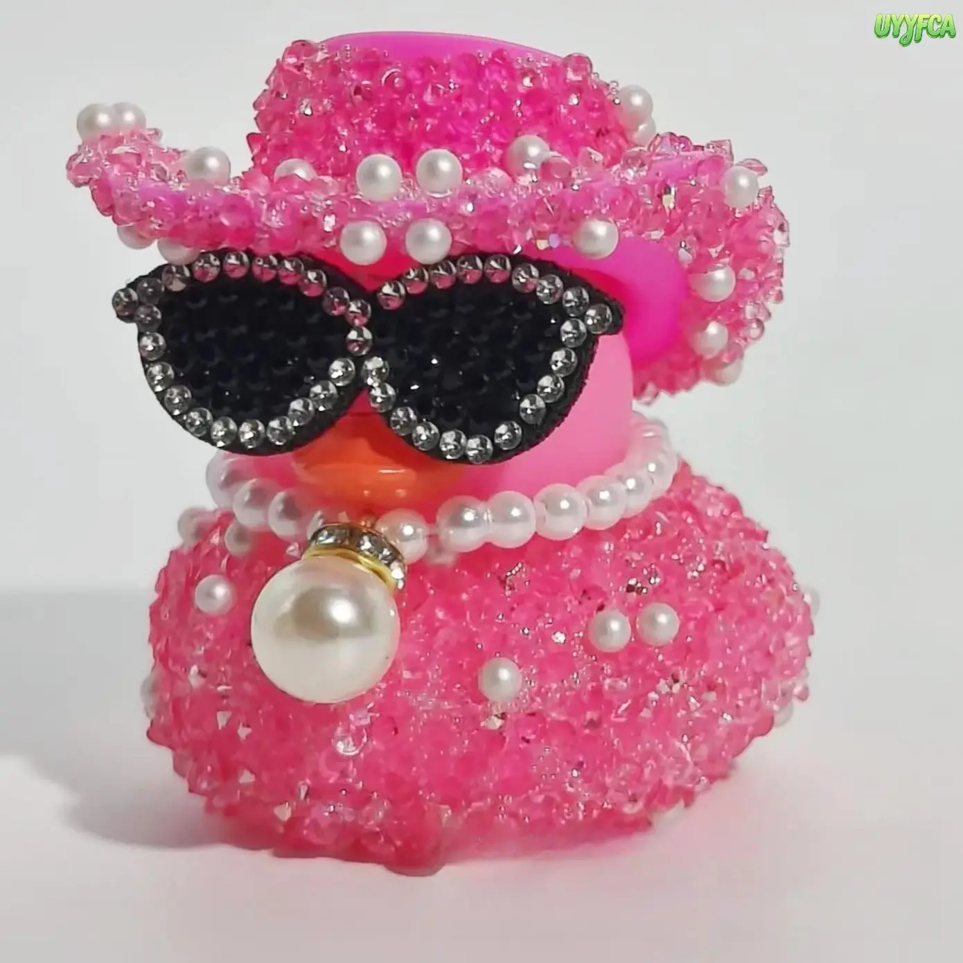 Bling Rhinestone Pearl Cowboy Duck Car Dashboard Ornament, Fully Bedazzled Mini Rubber Duck Figurine with Sunglasses Hat Necklace, Small Stable Interior Decor, Compatible With Car Truck SUV, Ideal Desk Decoration And Ideal Creative Gift for Car Lovers