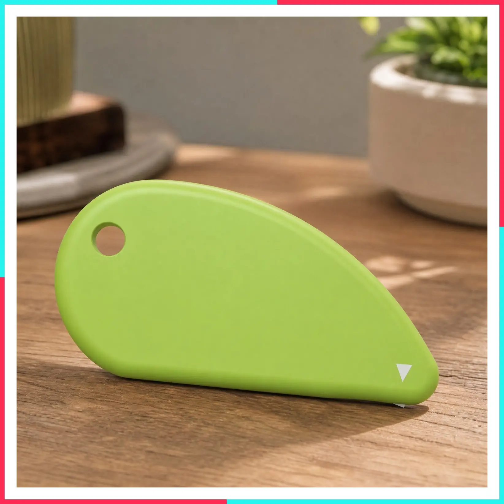 00100 Ceramic Blade Safety Cutter, Opens Clamshell Packaging, Coupon Cutter, Trim Photos, Scrapbooking, Fits Keychain, Green