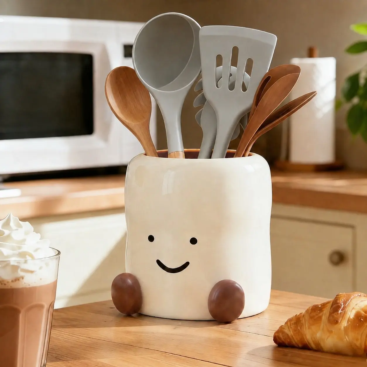Multifunctional Smile Storage Box, Plastic Material, Cutlery Chopstick Holder, Kitchen Spoon Container, Desktop Organizer for Small Spaces