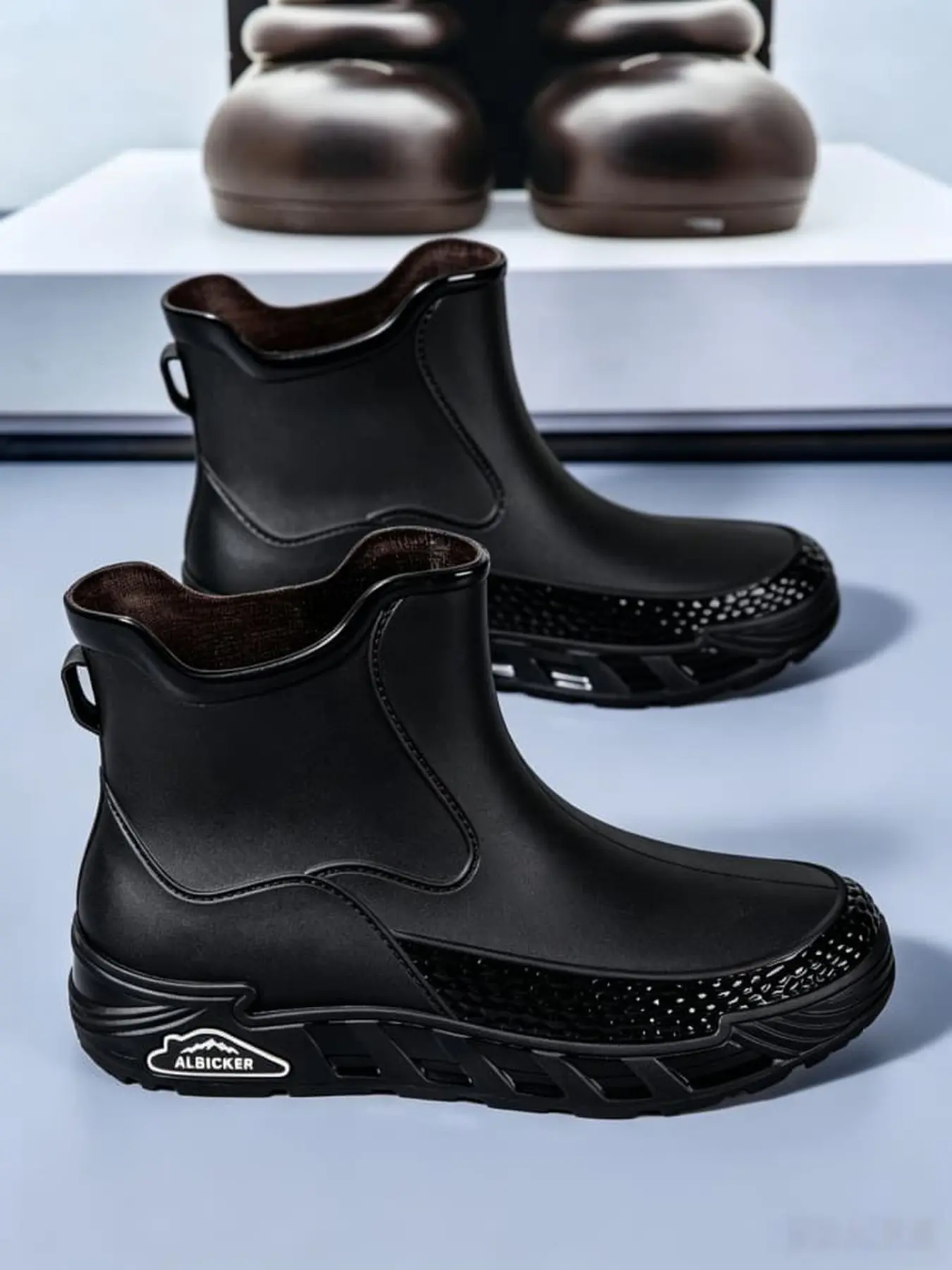 Unisex stylish ankle rain boots seamless waterproof deep tread sole for fishing car washing commute all seasons