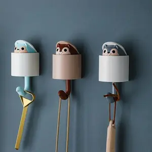 1 Pcs Squirrel Hook Viscose Hook Free Punch Household Cartoon Cute Decorative Door Key Hook Clothes Hook