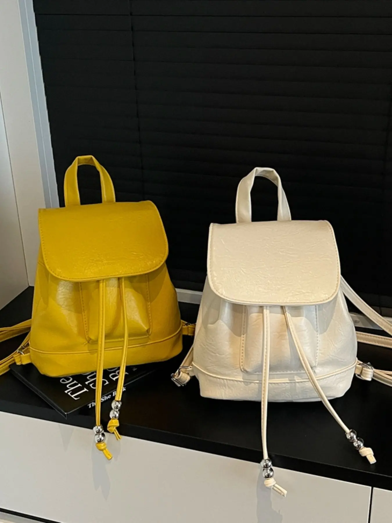 Mini Drawstring Backpack, Unique Small Bag, New Fashion Simple High-End Retro, Ultra-Light Handheld, Casual Leisure Style, Versatile Travel Commute