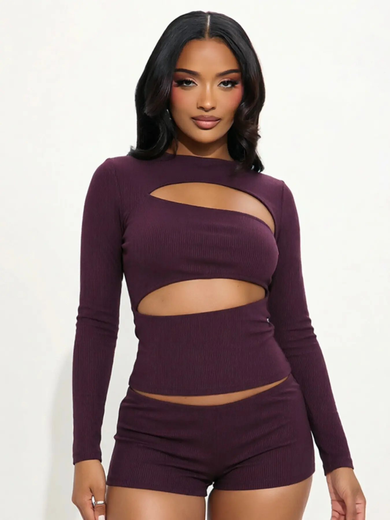 Women's European and American Style Fashion Set, Waist-Cinch Slimming Hollow Out Long Sleeve Top, Sexy Ultra-Short Pants