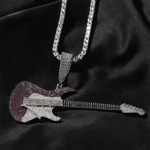 Iced Out 18K Thick Gold Plated Titanium Steel Copper Electric Guitar Pendant Necklace Rock Punk Jazz Style Hip Hop Streetwear Jewelry for Men Women Trendy Fashion Guitar Charm Sweater Chain Cool Personality Music Lover Gift Vintage Retro Stage Performance