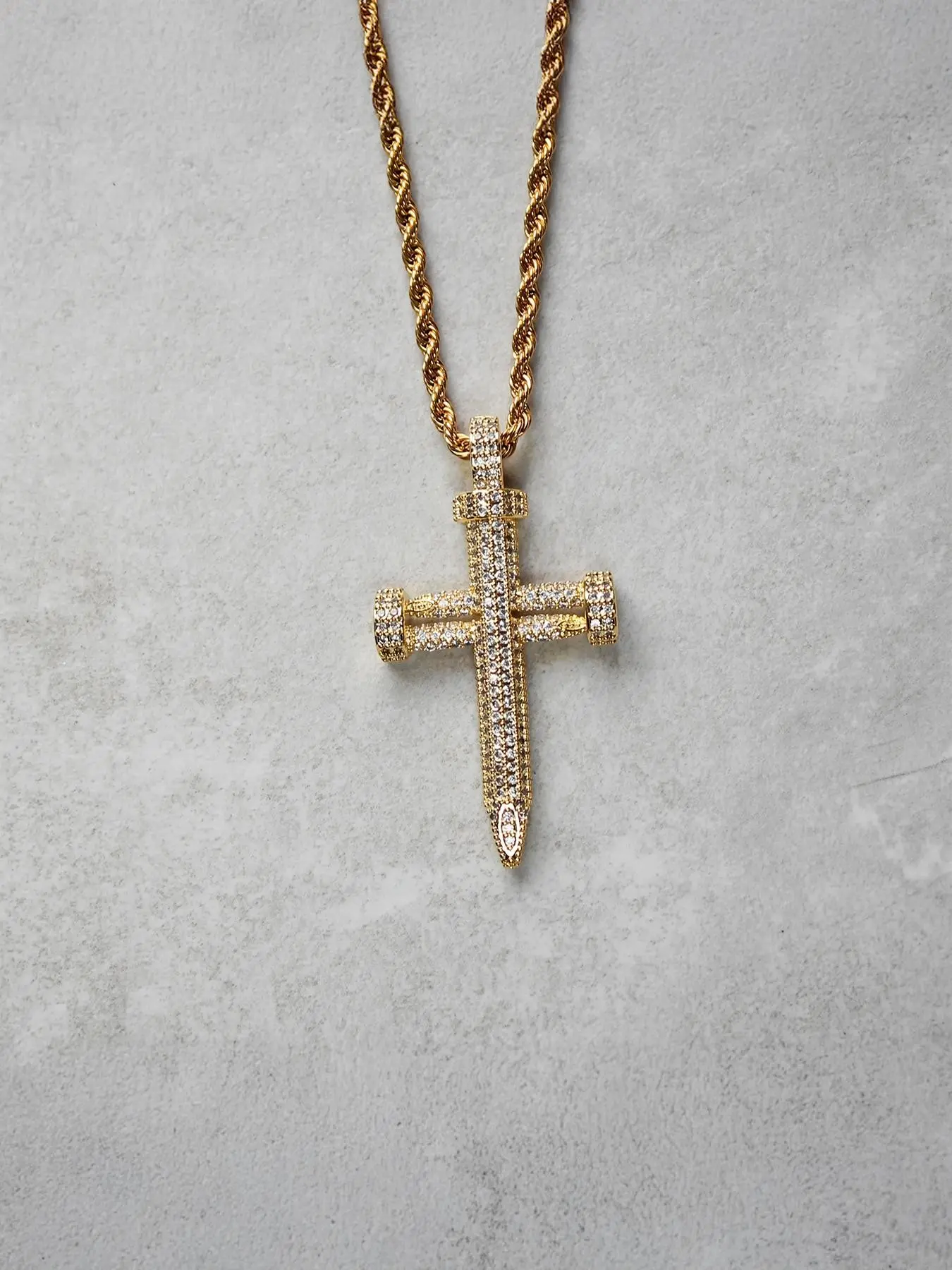 Hip Hop Cross Necklace, Unisex Pendant Chain, Thick Twisted Rope Design, Slideable Charm, Wear Alone or Layered, Daily Date Jewelry