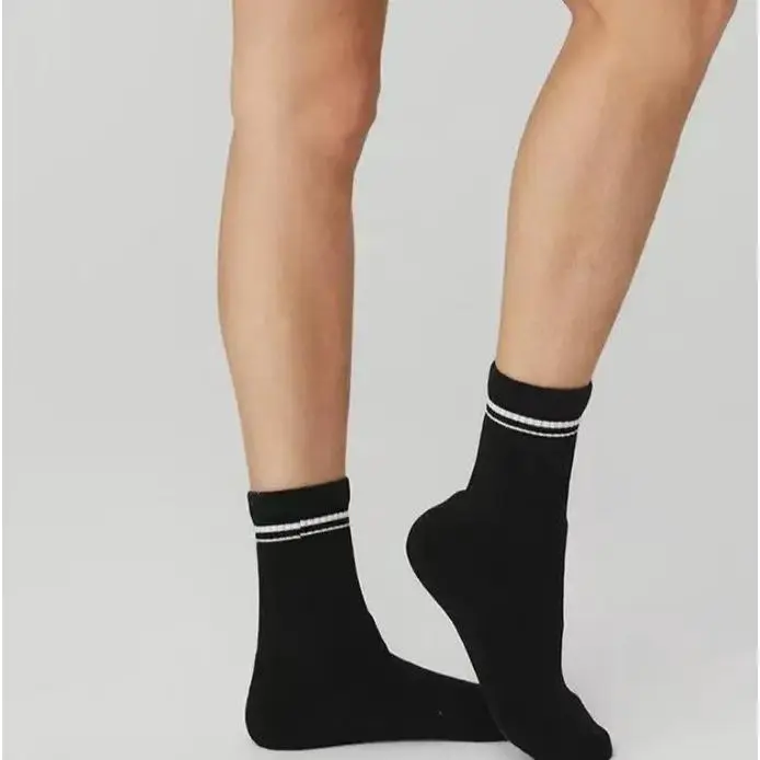 2026 All Seasons Cotton Socks Letter Print Crew Socks Yoga Running Non Slip Individually Packaged Casual Fitness Socks