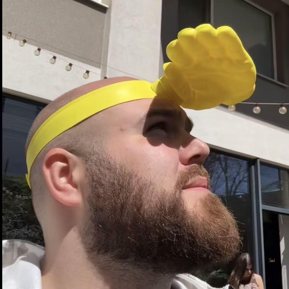 Fun prank toys,Novelty Palm Sun Visor Hat Funny Hand Shape Headband, Summer Outdoor UV Protection Sun Hat, Trending Hot Item Handmade Grape Crystal Mochi Set Cute Toothed Plush Stress Relief Glutinous Rice Cake Vibrant Tool Cat Ear Plushie Mystery Box