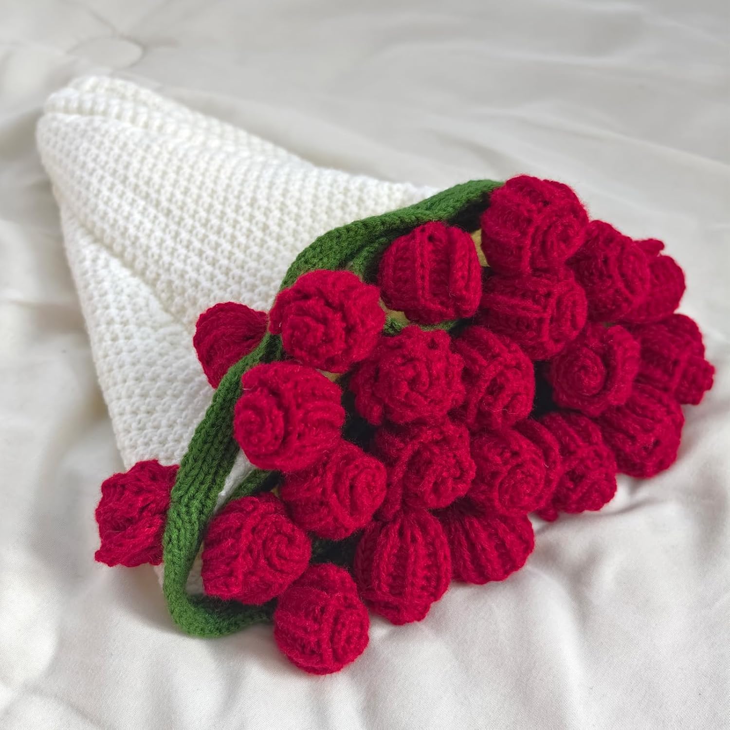 Rose Knitted Blanket, Rose Bouquet Blanket, Valentine's Day Mother's Day Nap Blanket, Sofa Bed Cover, Warm Soft Plush Blanket, Home Comfort Lightweight Travel Camping