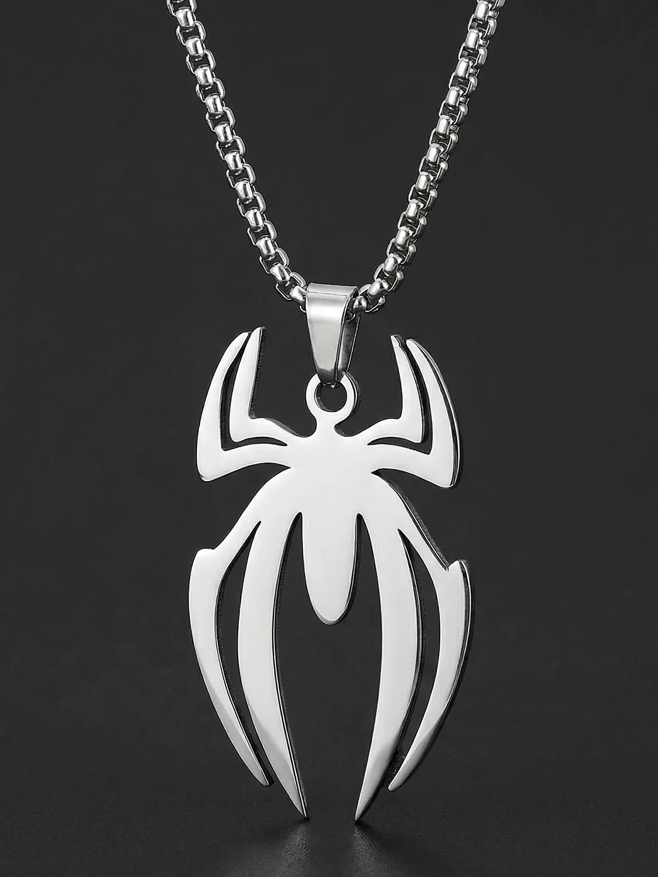 Stainless Steel Polished Spider Pendant Necklace, Trendy Casual Fashion Hip-Hop Style, Halloween Decoration, Outdoor Party Jewelry, Gift, All Seasons Wear, Durability, Unique Design