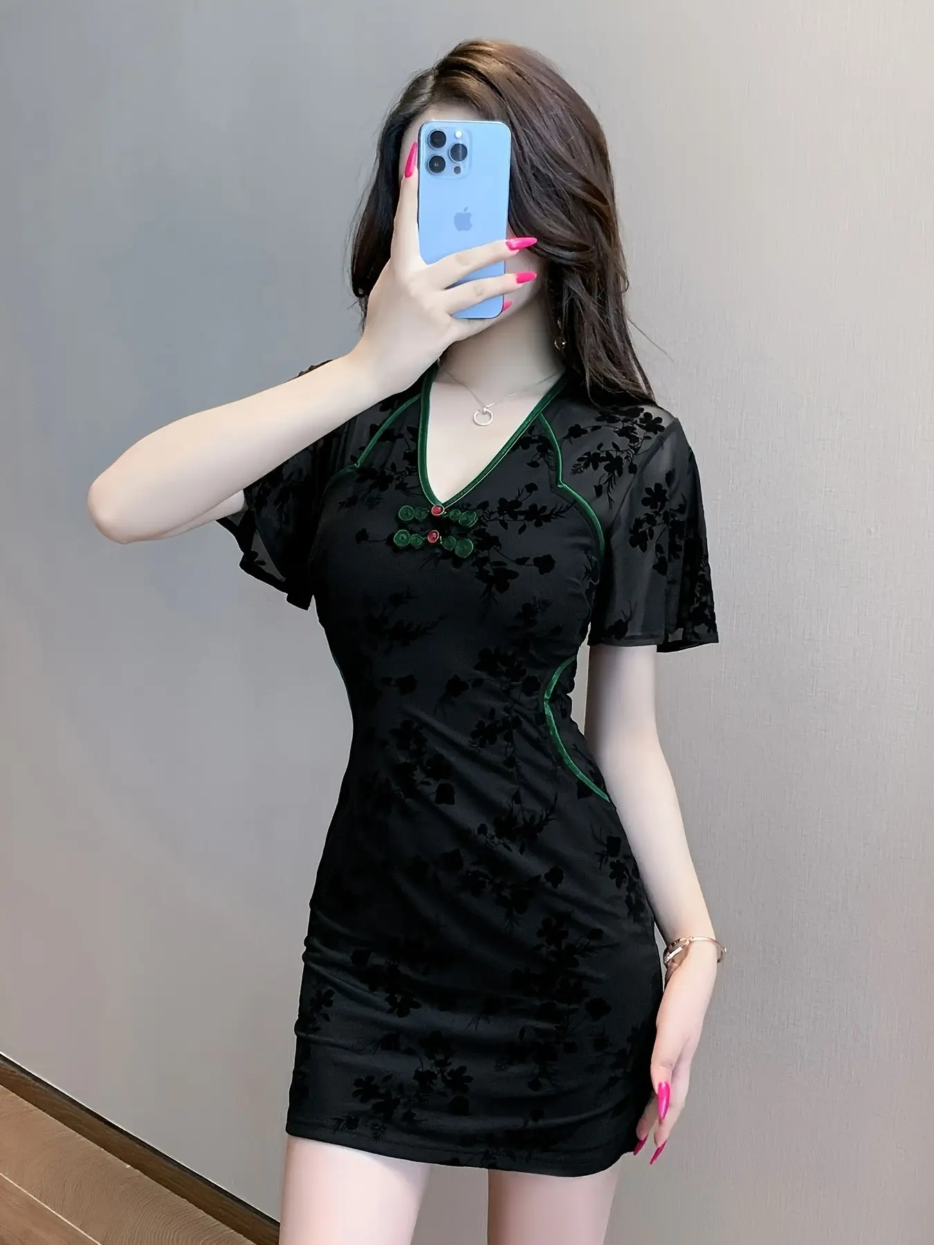 Vintage Modified Qipao Dress for Women, Floral Pattern Slimming Sexy Sauna Foot Massage Technician Workwear, Ladies' Long Dress