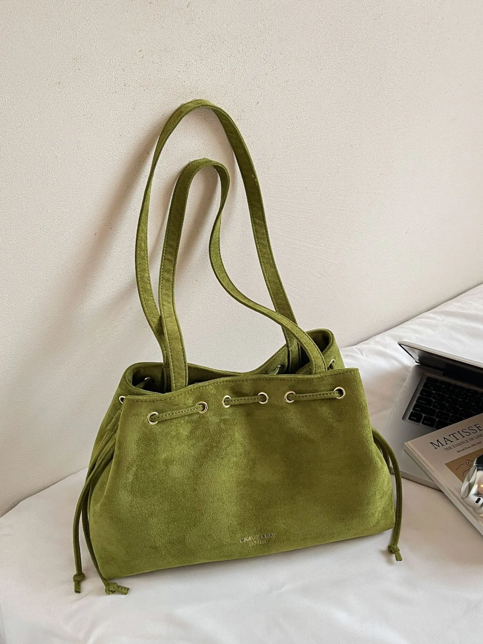 Korean Style Suede Crossbody Bag, Crossbody Shoulder Purse, Large Capacity Unique Design, High-End Simple Fashion, Commute Shoulder Handbag, Trendy Totem Bag, Casual Trendy Bag