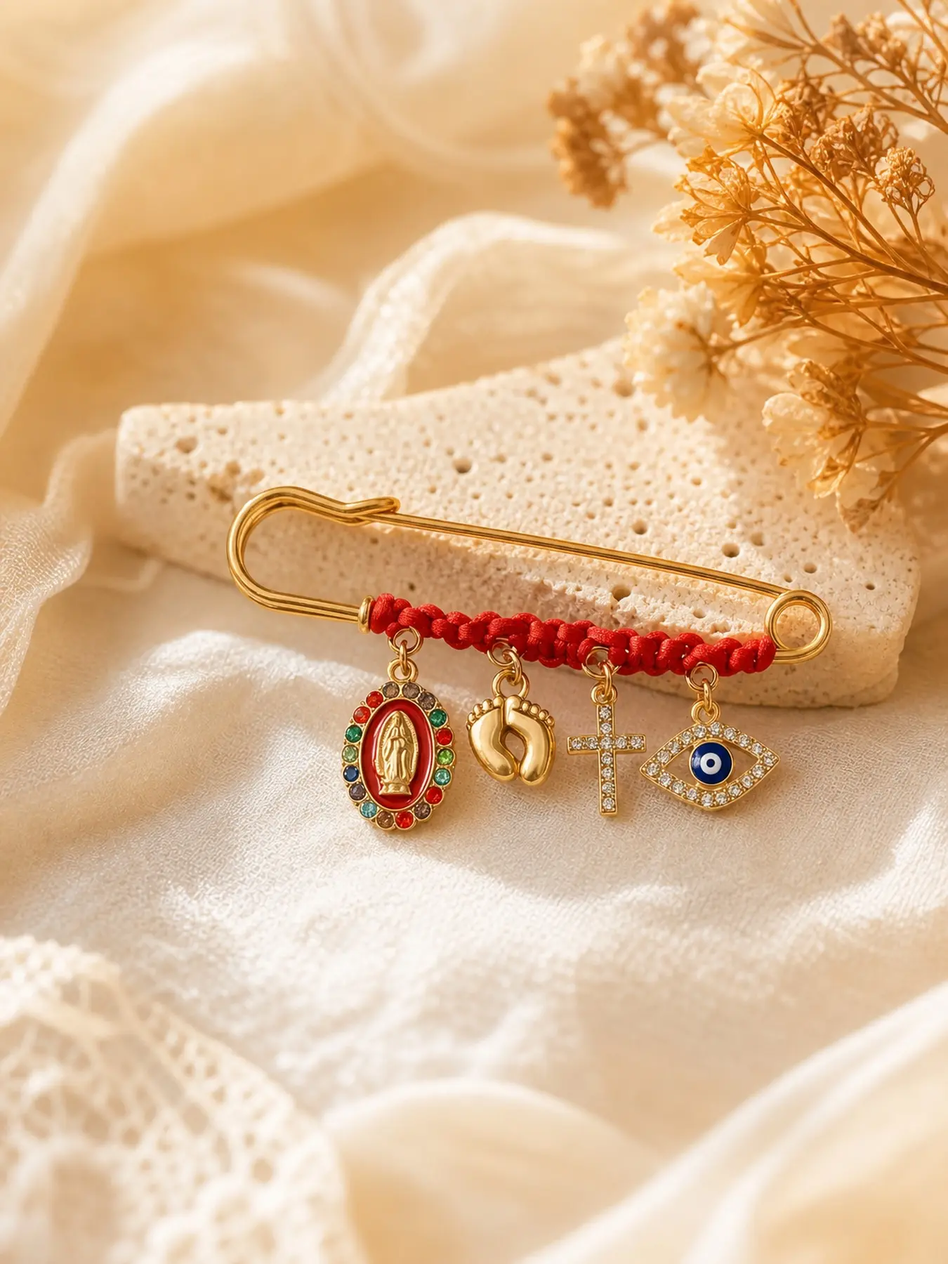 Lucky Red Cord Charm Brooch Pin, Vintage Decorative Clothing Accessory Jewelry for Women, Stylish Fashion Gift