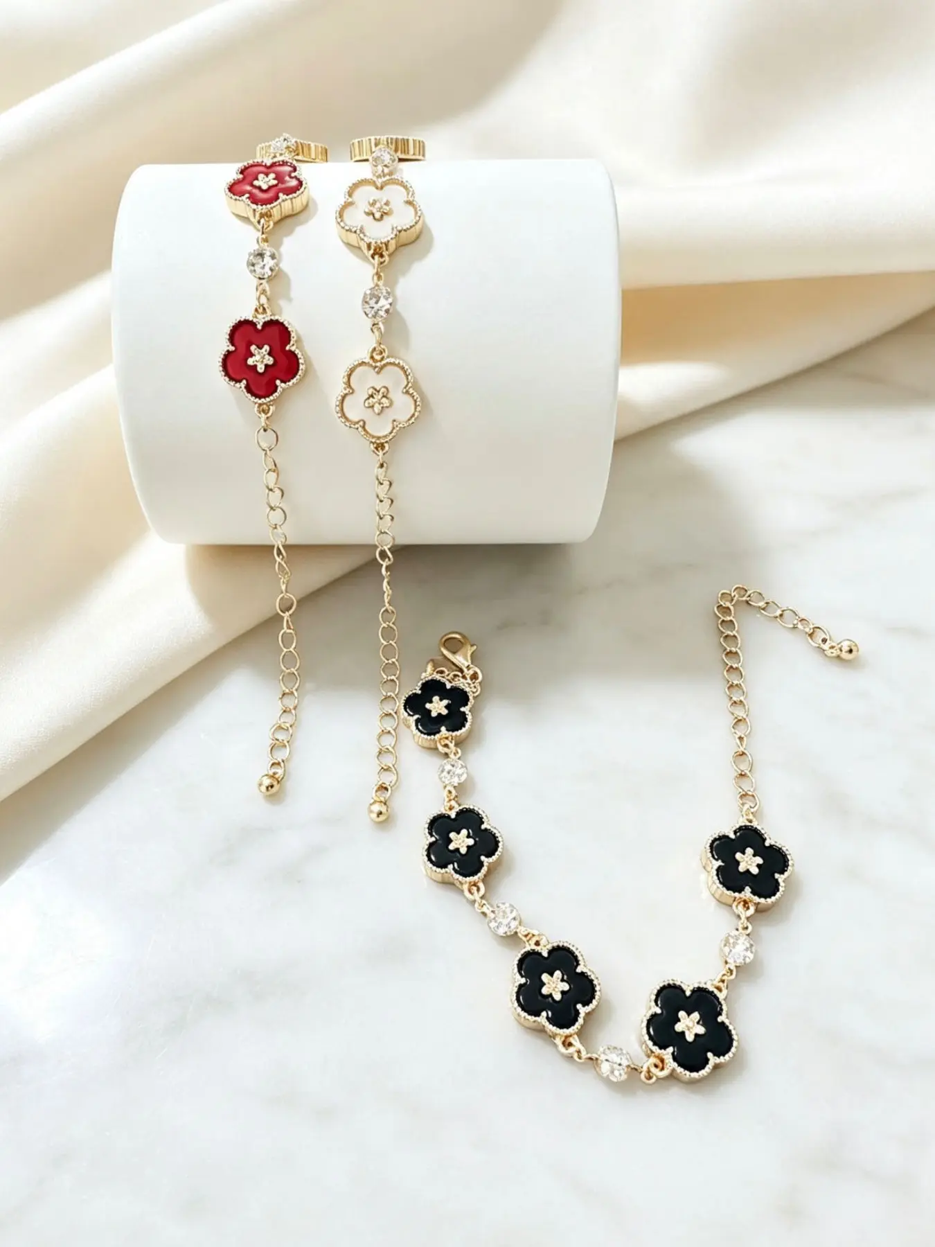 New Women's Bracelet, Fashionable Luxury Floral Bracelet, Multiple Colors Available, Elegant and Versatile Flower Bracelet