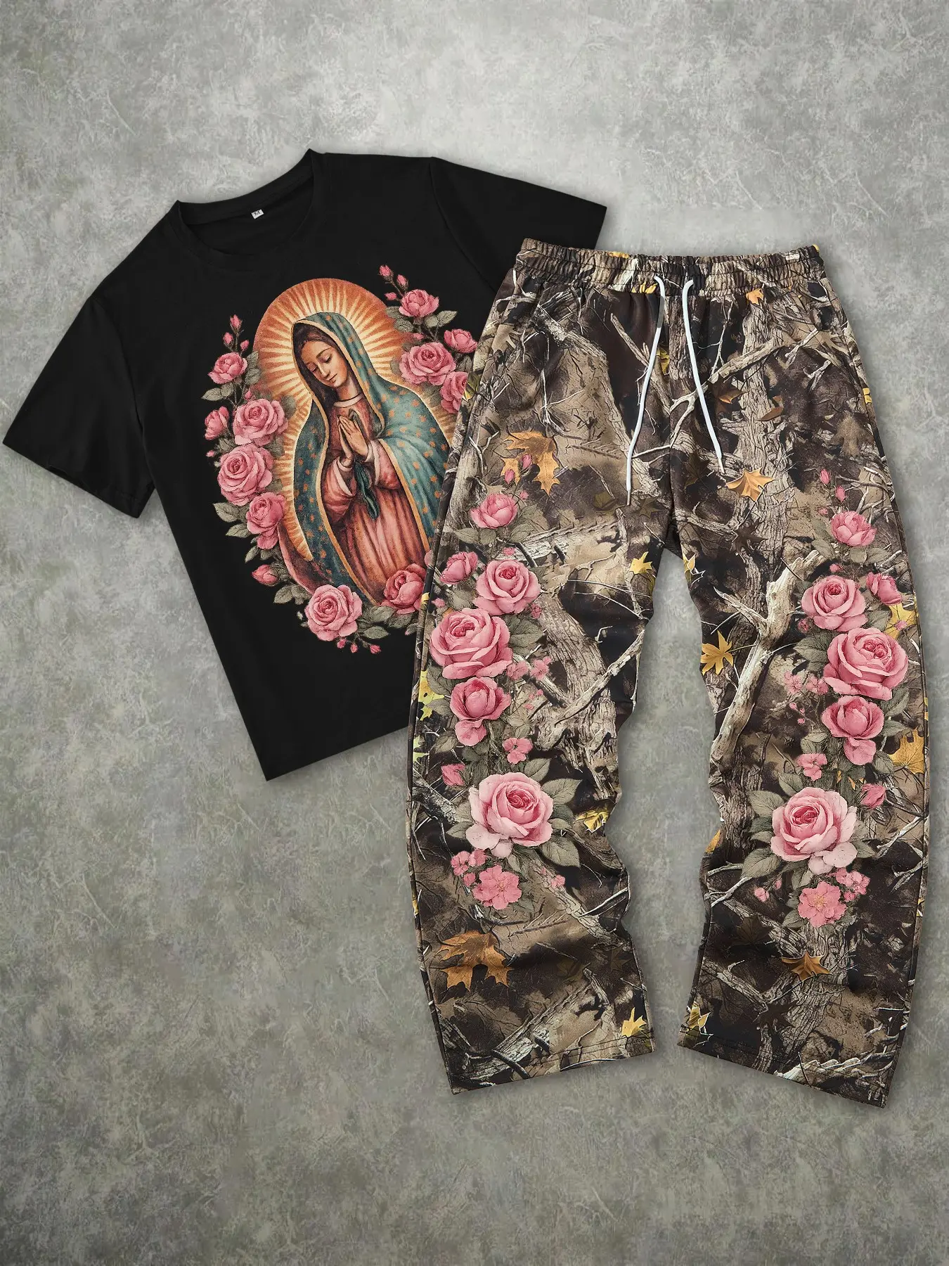 Men's Fashion Street Vintage Camo 2-Piece Set, Letter Print Short Sleeve T-Shirt & Leaf Camo Wide Leg Pants, Outdoor Adventure/street Style
