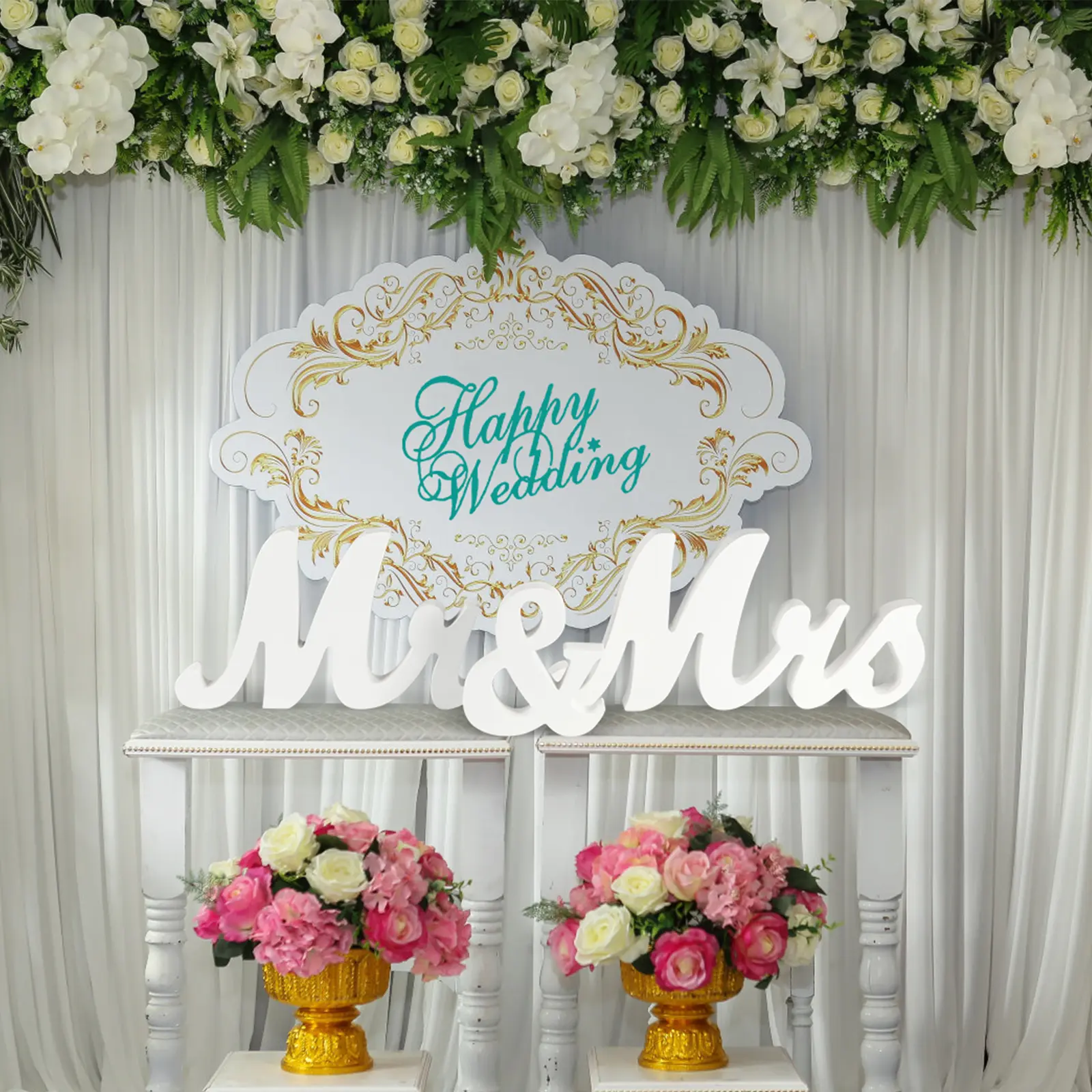 Rustic White Wooden Mr and Mrs Sign - Stable Freestanding Classic Calligraphy Centerpiece with Stand, Waterproof Romance Home Decor for Sweetheart Table, Garden Anniversary