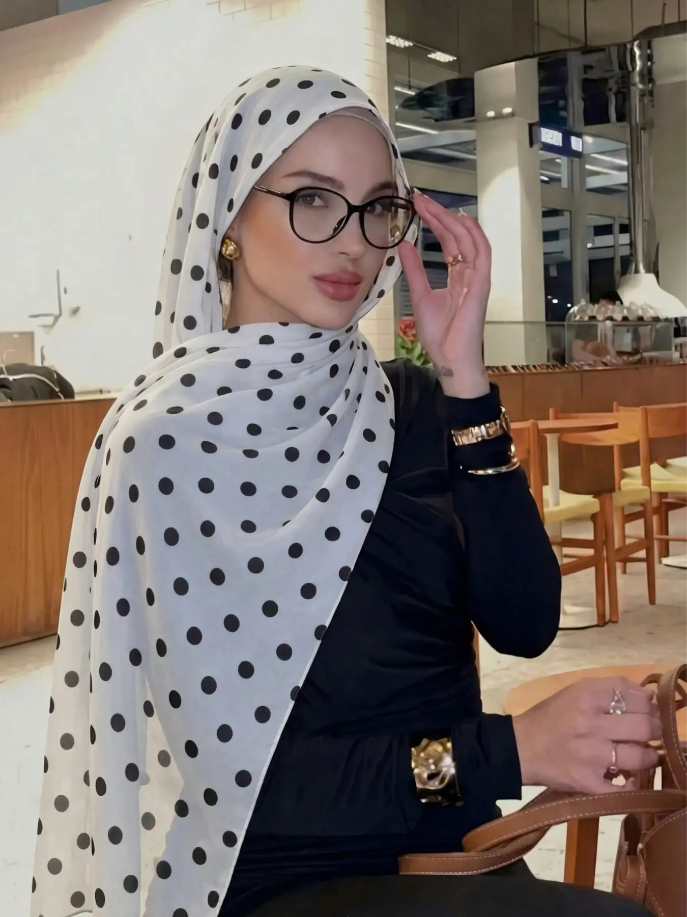 Women's Polka Dot Digital Print Chiffon Long Scarf, Lightweight Breathable Headscarf For Muslim, Muslim Headscarf Cover, Muslim Fashion Daily Wear Turban, Sun Protection Long Shawl, Hijabs