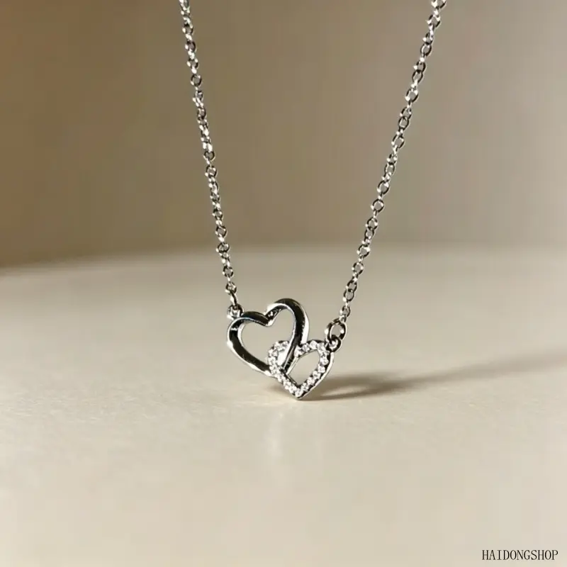 Dainty Women Clavicle Necklace, Minimal Luxury Interlocking Double Heart Pendant Neck Jewelry, Trendy Sweet Cool Aesthetic Chain, Thoughtful Romantic Accessory Gift For Girlfriend & Best Friend Daily Casual Dating Outfits,niki,safety,pin