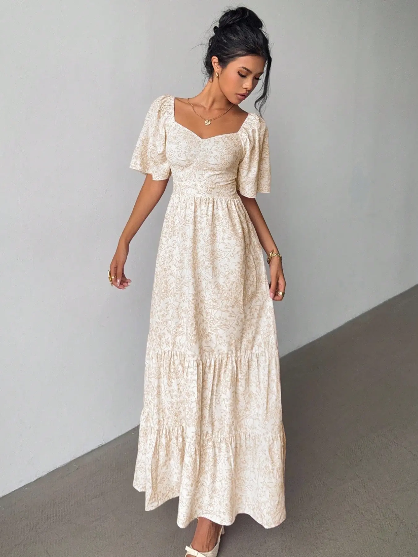 French Chic Apricot Floral Dress, Casual Boho Style Sundress, Boho Style Dresses, Summer Square Neck Bubble Sleeve Waist Cinch Long A-Line Skirt Nk-0013-991251, Elegant and Comfortable