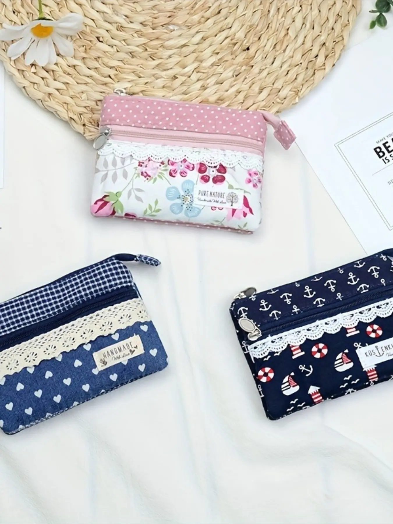 Fabric Mini Wallet Cute, Lightweight Card Slots Pocket Organizer, Multi-Layer Design for Coins, Cards, Ids, Easy Access, Compact and Convenient