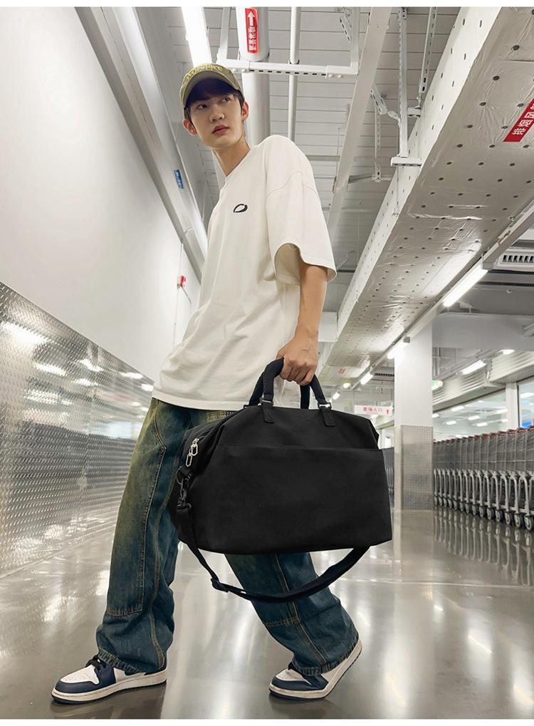 Dry and wet separation storage crossbody bag 2026 new Hong Kong style large-capacity shoulder bag versatile sports outdoor fitness bag