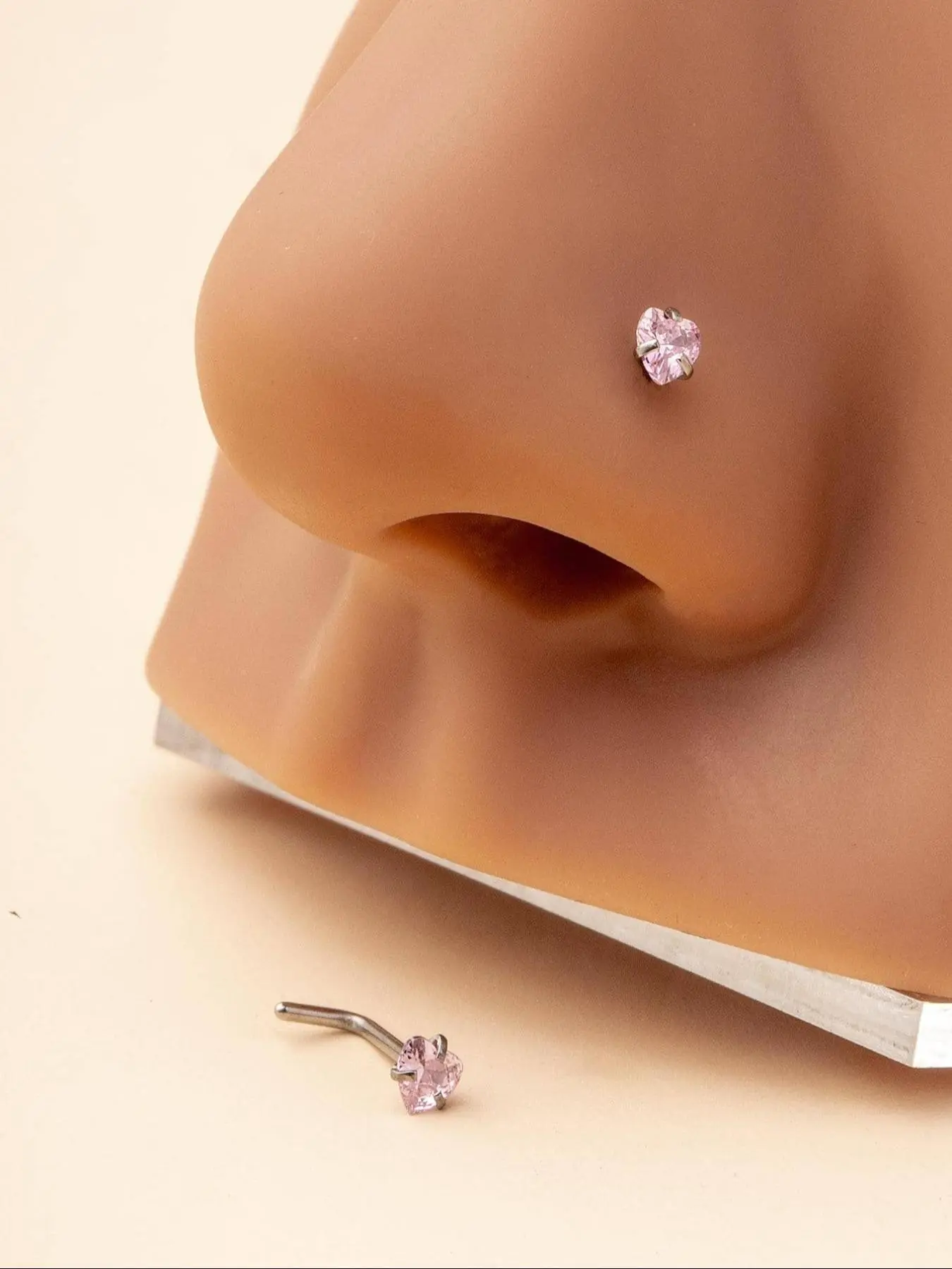 Fashionable Heart-Shaped Zircon Stainless Steel Nose Ring, Elegant Piercing Jewelry for Women, Perfect Party Gift, Unique Style Accessory