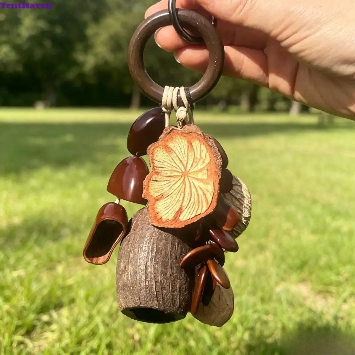 Boho Keychain Bag Charm, Handmade Wooden Ring Accessory with Lightweight Cottagecore Natural Seed Pod Wind Chime for Outdoor Leisure & Indoor Recreation