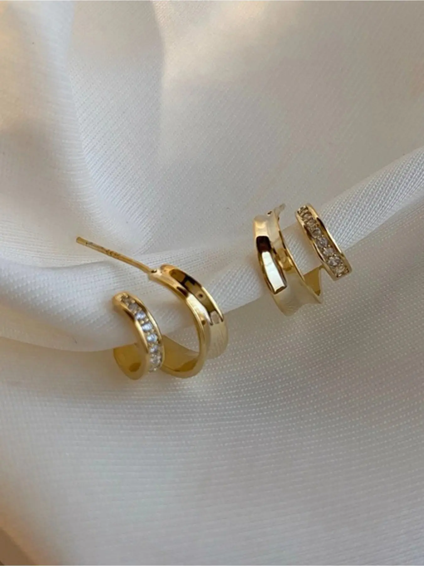 Asymmetric Double Layer C Hoop Earrings for Women, Twisted Huggie Stud Earrings with Cubic Zirconia, Hypoallergenic Minimalist Jewelry for Daily Work Party Gift