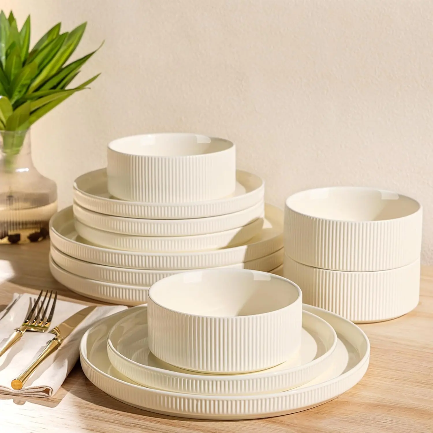 Ceramic Dinnerware Sets for 4, 12 Pieces Porcelain Lightweight Plates and Bowls Sets, Scratch Resistant Dish Set, Oven & Microwave & Dishwasher Safe, Beige