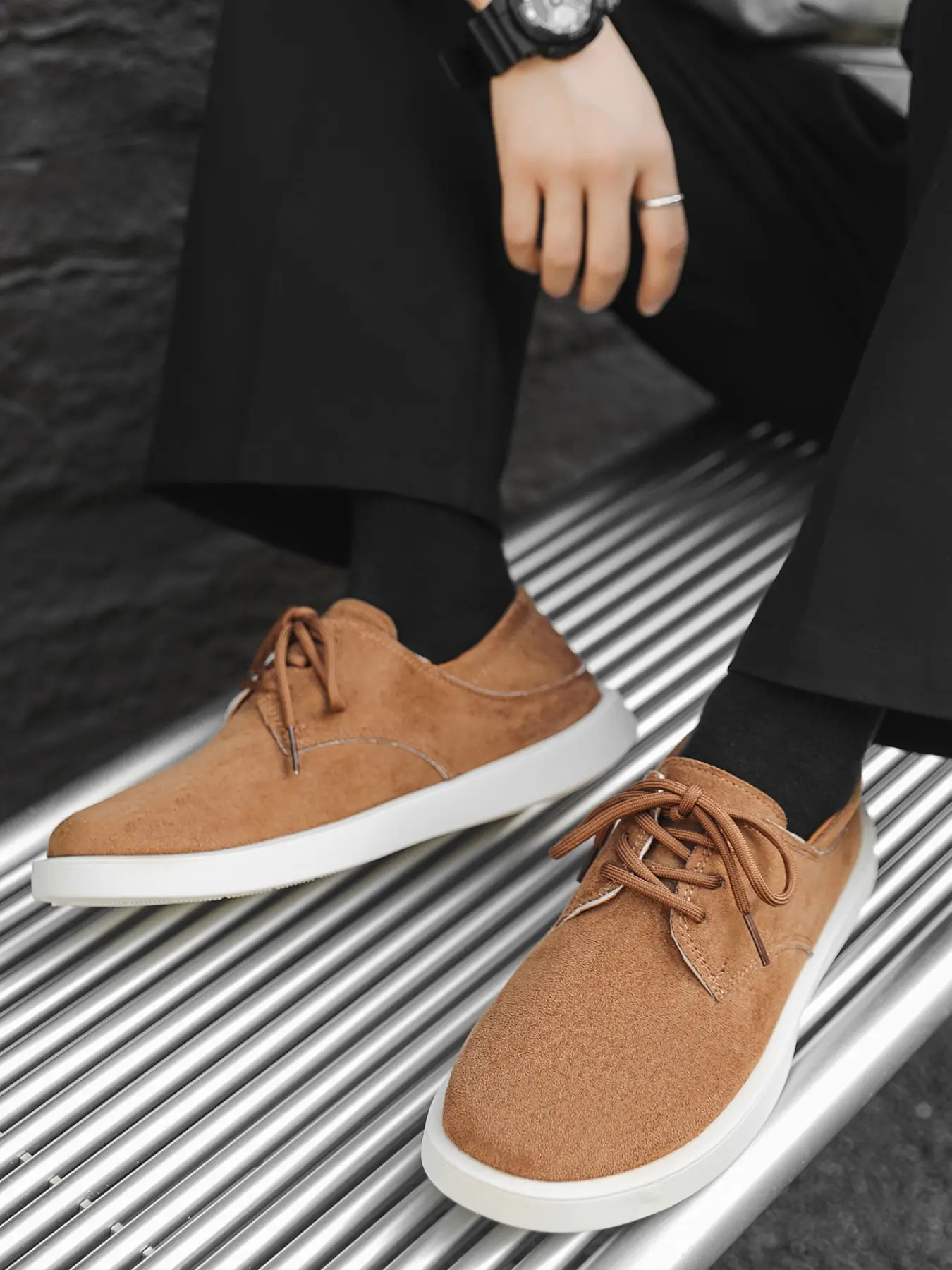 Men's Flat Board Shoes, Anti-Slip Fashion Sports Shoes, Casual Running Shoes, Laces, Thick Sole, Comfortable and Stylish