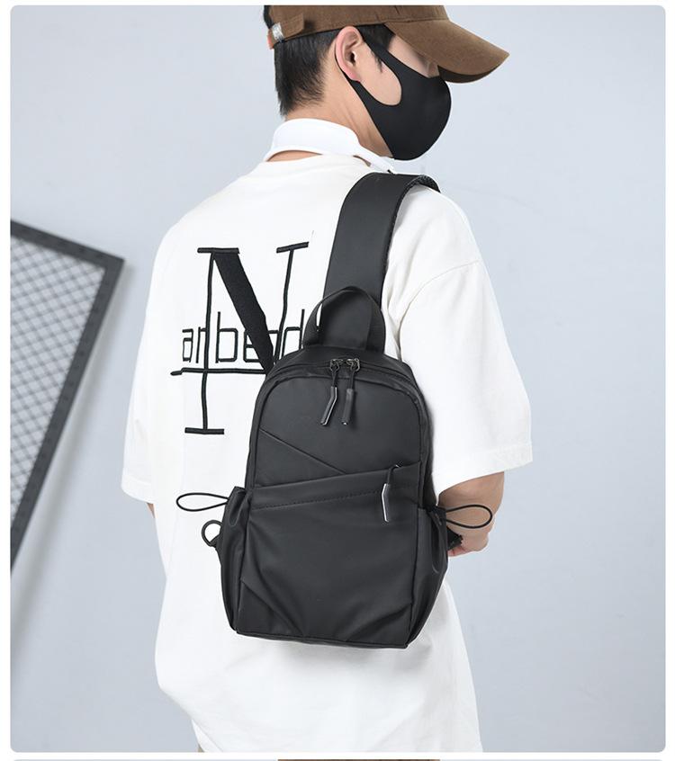 2026 trendy black leather shoulder bag, urban men's bag, suitable for short trips