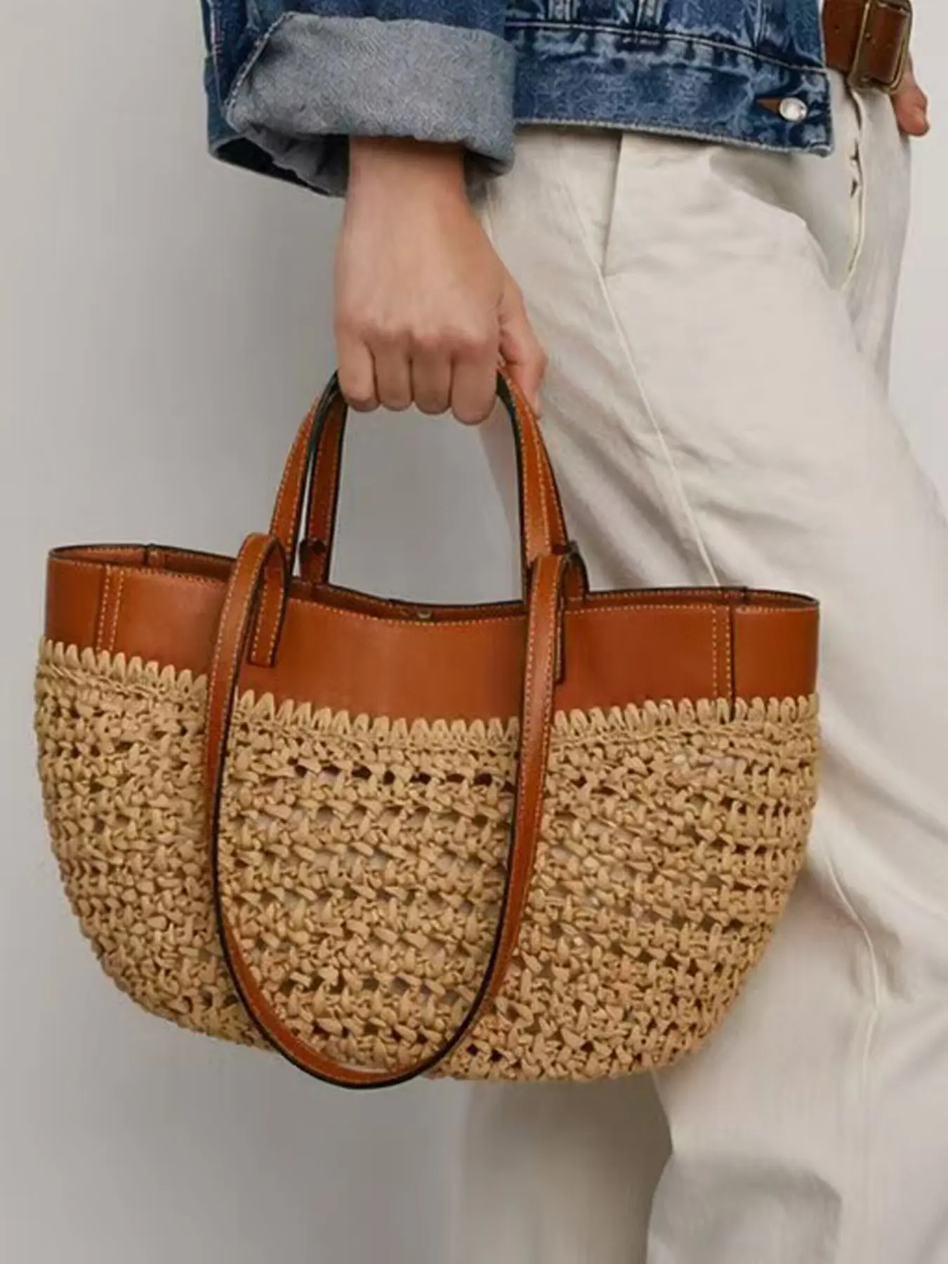 Straw Beach Bags for Women, Boho Summer Purse Tote Casual Everyday Bag with PU Shoulder Strap, Stylish and Lightweight Design, Perfect for Outdoor Activities