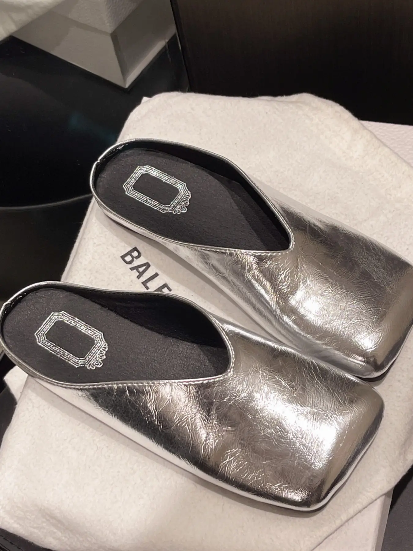 Women's Minimal Deep V-Cut Square Toe Slip On Flat Mule Slides Backless Non Slip Cloud Cushioned Arch Support All Day Walking Comfort Quiet Luxury Loungewear Vacation Daily Footwear Black Cream Silver Three Neutral Metallic Tones