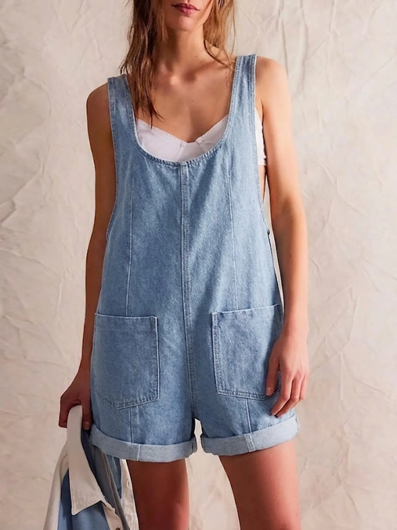 GILIPUR Women's Casual Denim Romper – Loose, sleeveless, pocketed overall-style romper; a lightweight summer denim one-piece perfect for the beach and everyday wear.