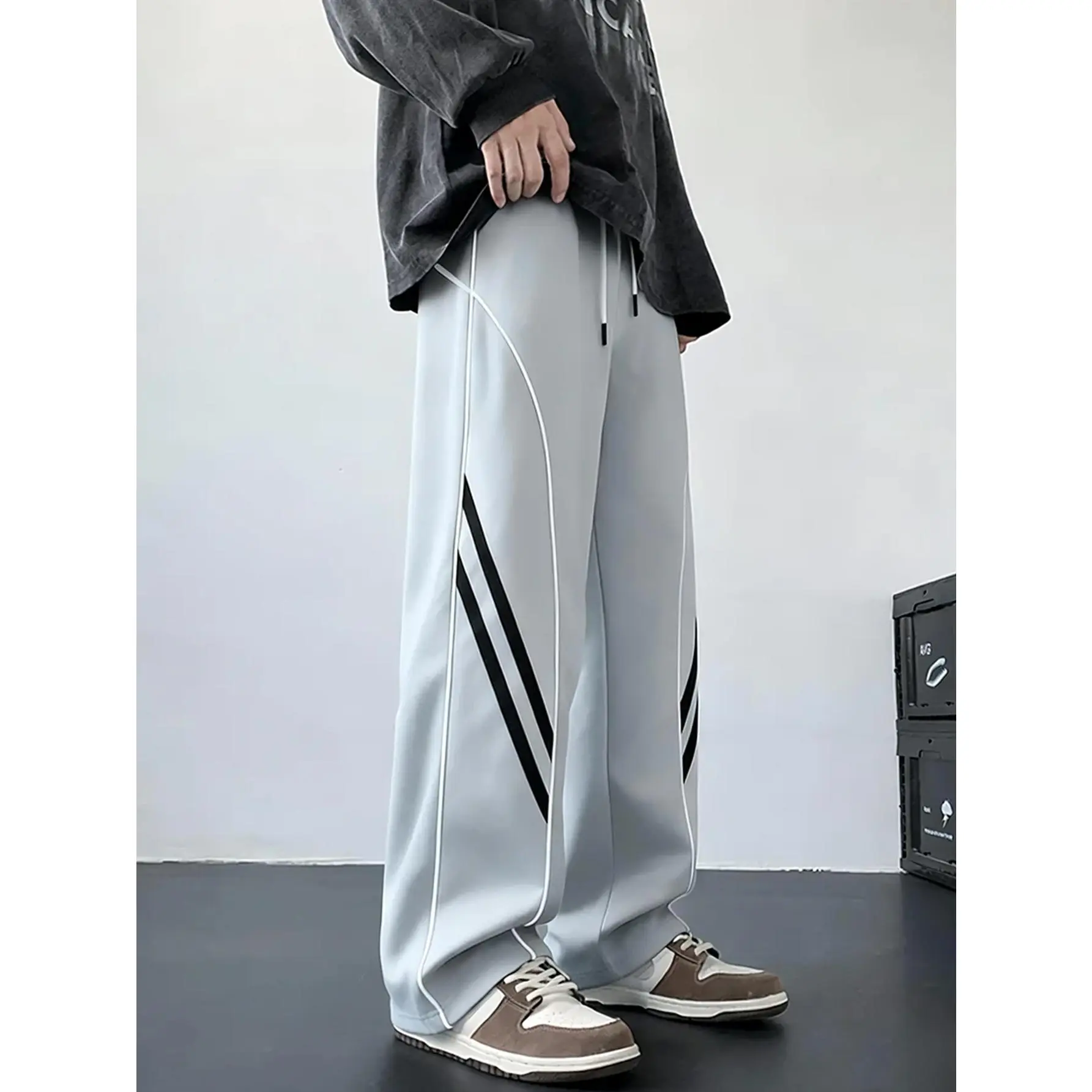 Men's Wide Leg Track Pants with Side Piping, Sporty Polyester Sweatpants with a Drawstring Waist for Stylish Streetwear, Menswear