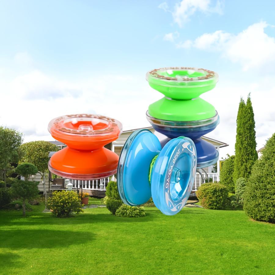 Pack of 3 Yo-Yo Yo-Yo - Vibrant red and green colors, durable plastic material, ideal gift for outdoor play. Colorful Yo-Yo Yo-Yo |       Durable Plastic Yo-Yo Yo-Yo