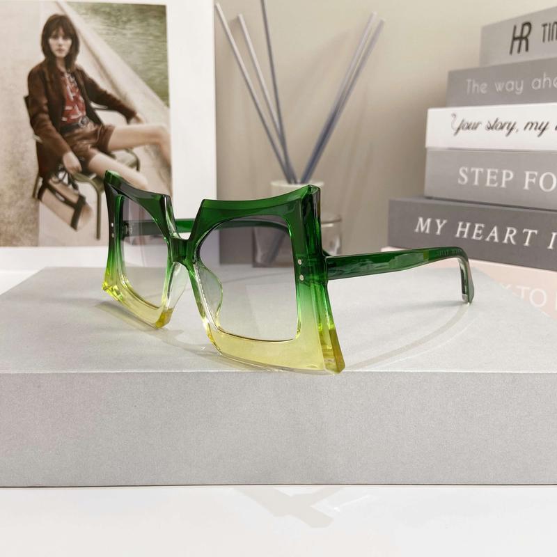 Oversized Gradient  for Women And Men – Green To Clear Frame, Anti-Reflective Lenses, Lightweight Metal Hinge, Stylish Eyewear for Parties, Photography, And Street Style Vintage Tortoiseshell  outdoor glass uv400 lens blinged sunglasses fall ses