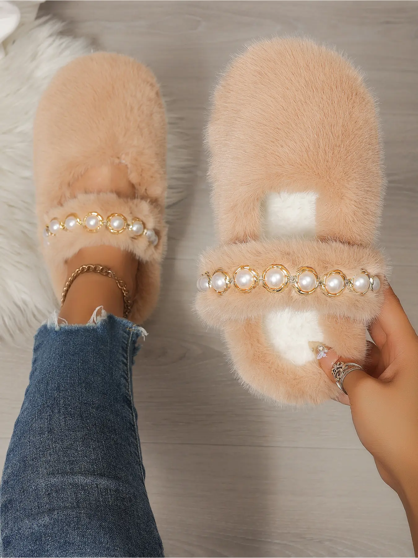 Luxury Pearl Decorated Slip-On Plush Slippers, Thick Long Fur Warm Lazy Slippers, Korean Style Indoor Outdoor Women's Cotton Slippers