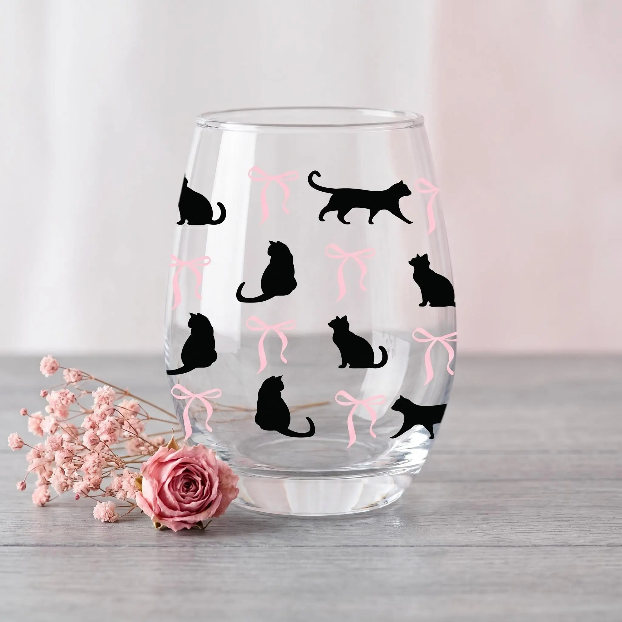 1pc/12oz/350ml/Stemless Wine Glasses,Champagne And Whisky Glass,Party Cups For Indoor Outdoor Perfect For Home Office Bar Weddings And Toasts,Festive Black Cat Silhouettes And Pink Bows Repeating Pattern,Warm Gifts For Friends,Summer Party Gifts