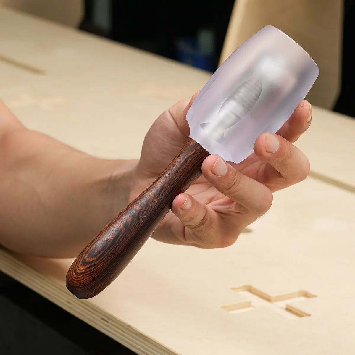 Soft-Blow Carving Mallet, Anti-Slip Wood Handle Shock-Absorbing Hammer for Woodworking, Non-Damaging Polycarbonate Face for Chisels & Gouges