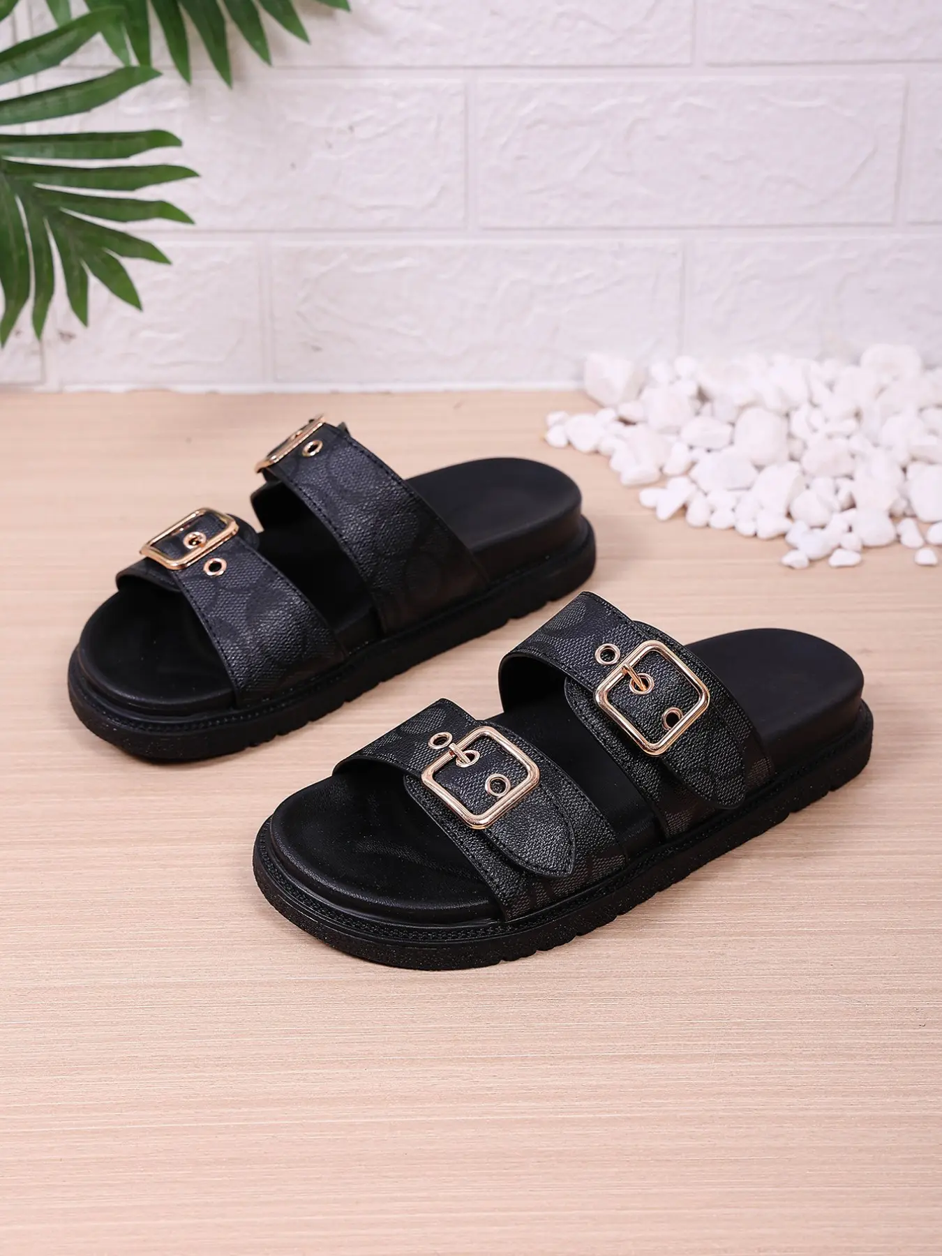 Summer New Double Buckle Thick Sole Sandals, Anti-Slip Durable European Style Women's Outdoor Casual Flip Flops, Comfortable and Stylish