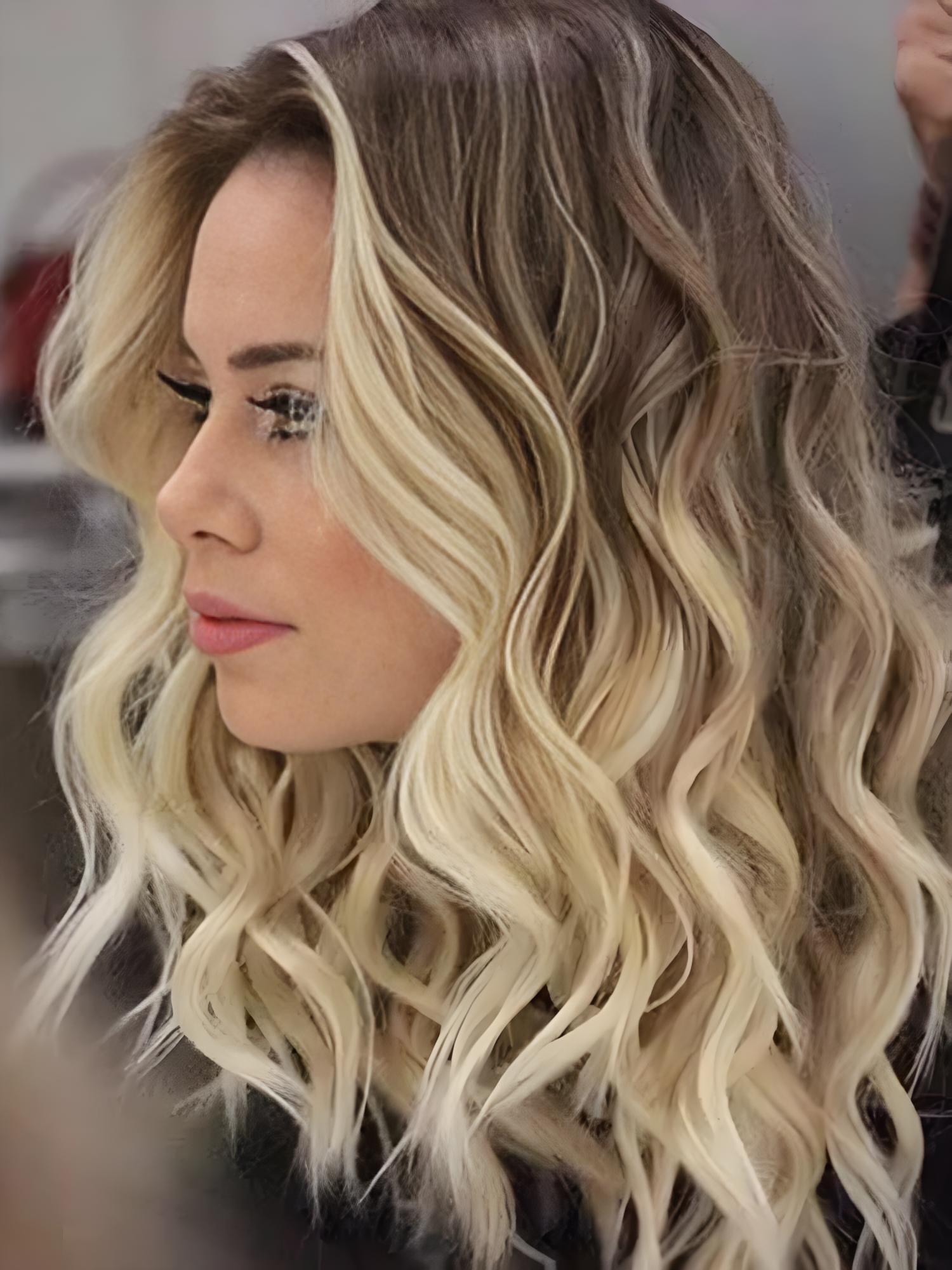 Long Wavy Wigs for Women, Gorgeous Fluffy Wigs without Bangs, Synthetic Full Machine Wigs for Party, Daily Use