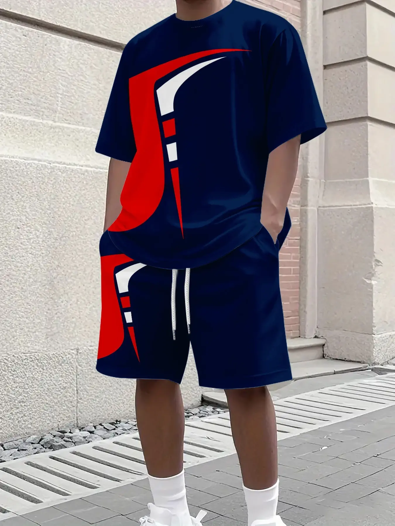 Men's short sleeved top shorts set, two-piece set with contrasting curves, geometric trendy prints, youth street style personalized outfit combination