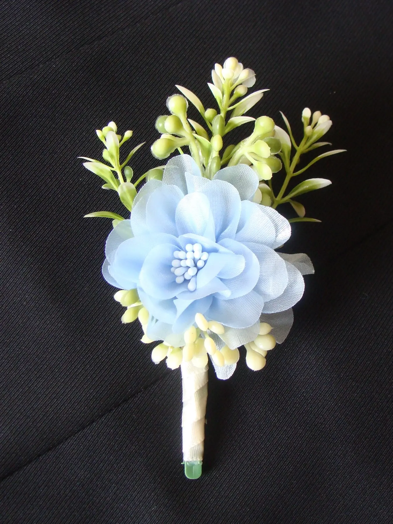 3-Piece Floral Elegant Bouquets, Ideal for Weddings, Parties, Graduations, Store Openings, Perfect for Groom, Bride, Best Man