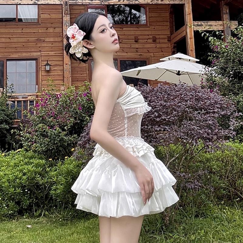 Satin Puffy Cake Skirts Women's Sweet Short Chic Ruffle Mini Skirt Preppy Style Girls Princess Lolita Cosplay Skirts Black/White